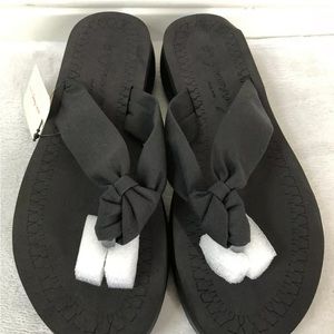 Jeossy Women's Arch Support Flip Flops Sandals Thong Slides Black US Size 8/8.5